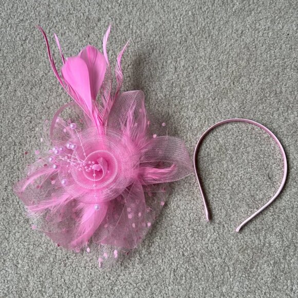 Fascinator Headpiece for Special Occasions (see more photos) - Picture 9 of 10